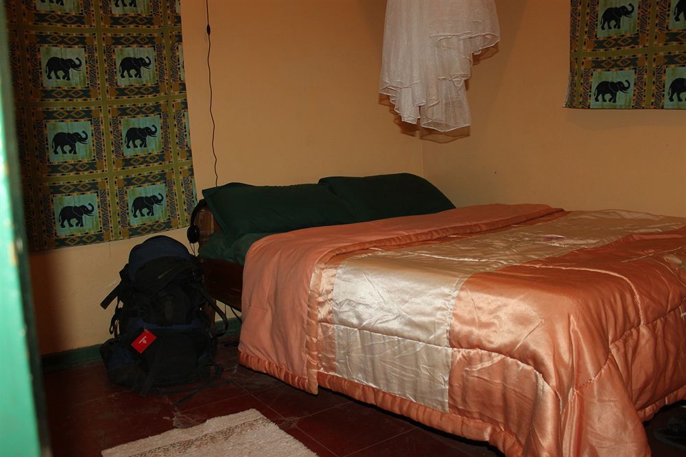 Zinga Backpackers Livingstone Exterior foto